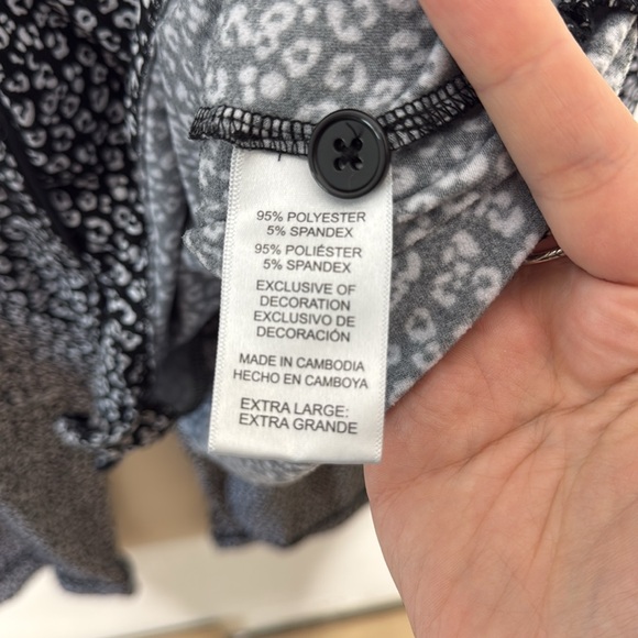 Room Service Leopard Black and White Cotton Blend Pajama Set XL - Picture 5 of 12